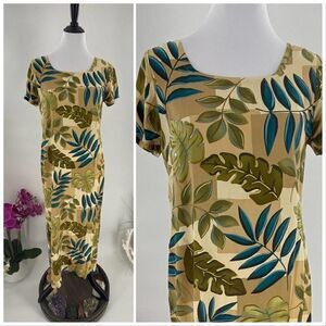 Vintage Hawaiian Muumuu Reyn Spooner